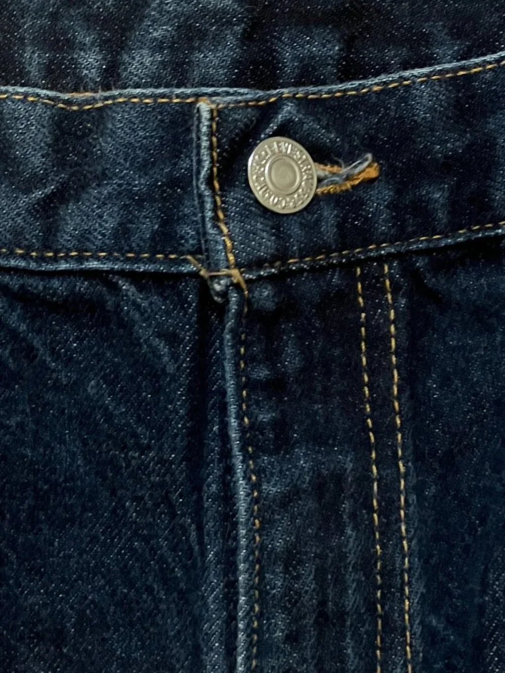 Vtg Levis 505 Jeans Made in USA Dark Wash Denim Mens 38x30 *True 36*